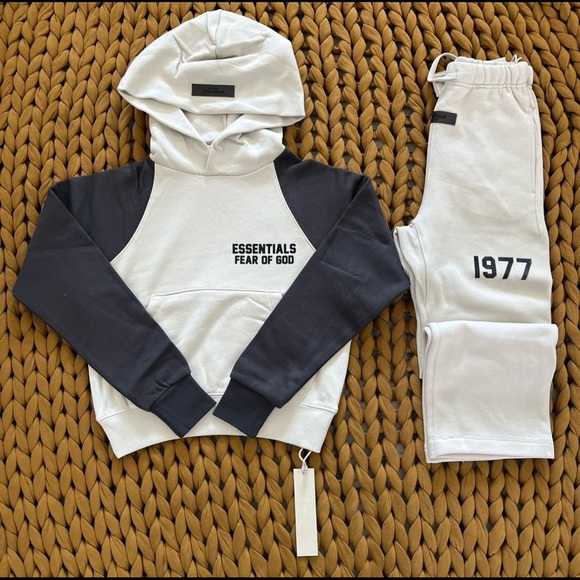 Fear of God Essentials Set - Picture 1 of 9